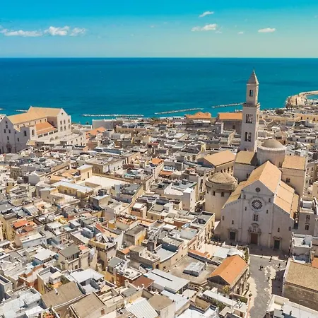 Sunny Apartment Bari