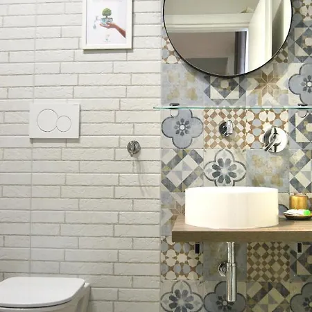 Sunny Apartment Bari